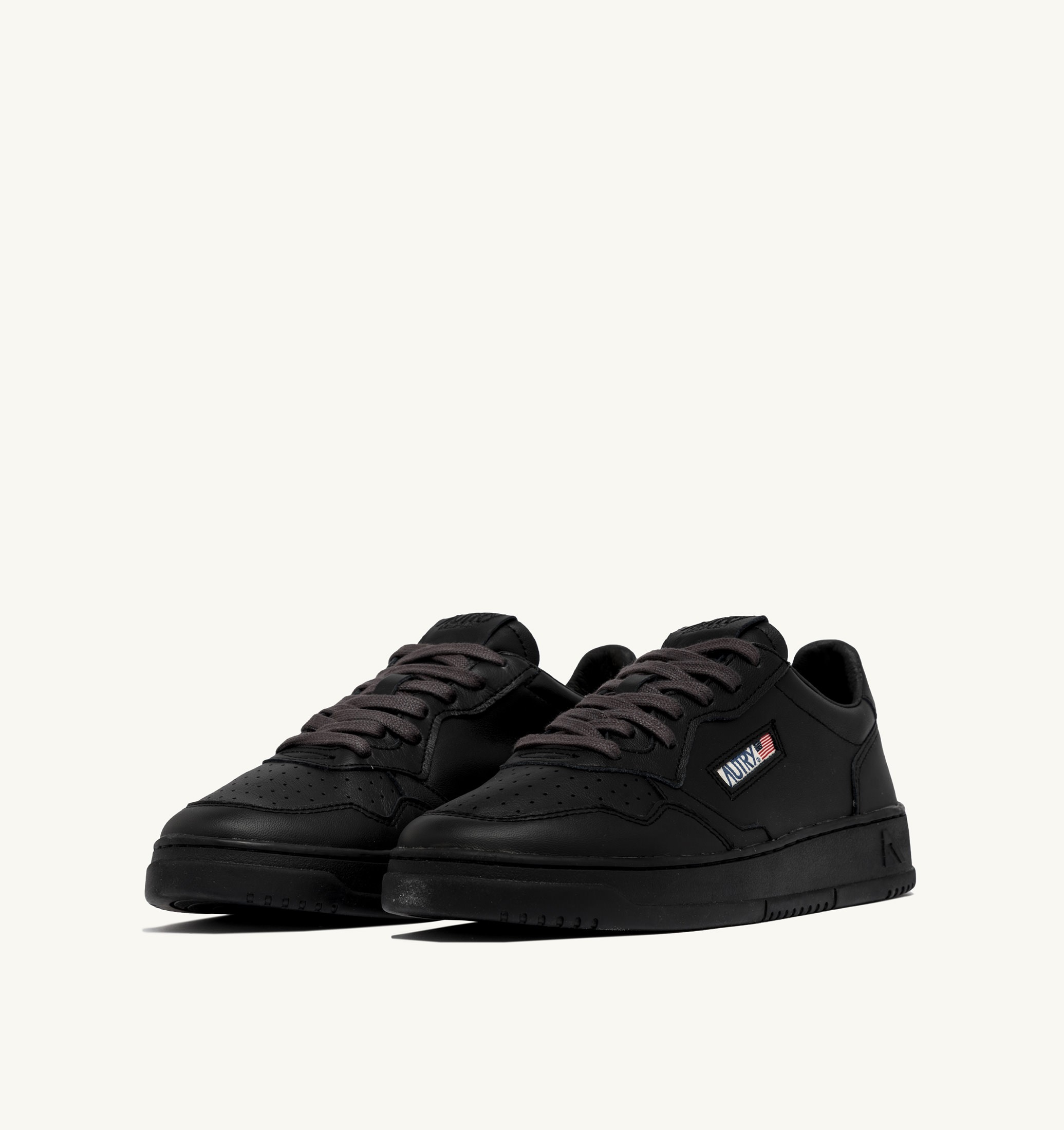 SNEAKERS MEDALIST LOW IN NAPPA METEORITE