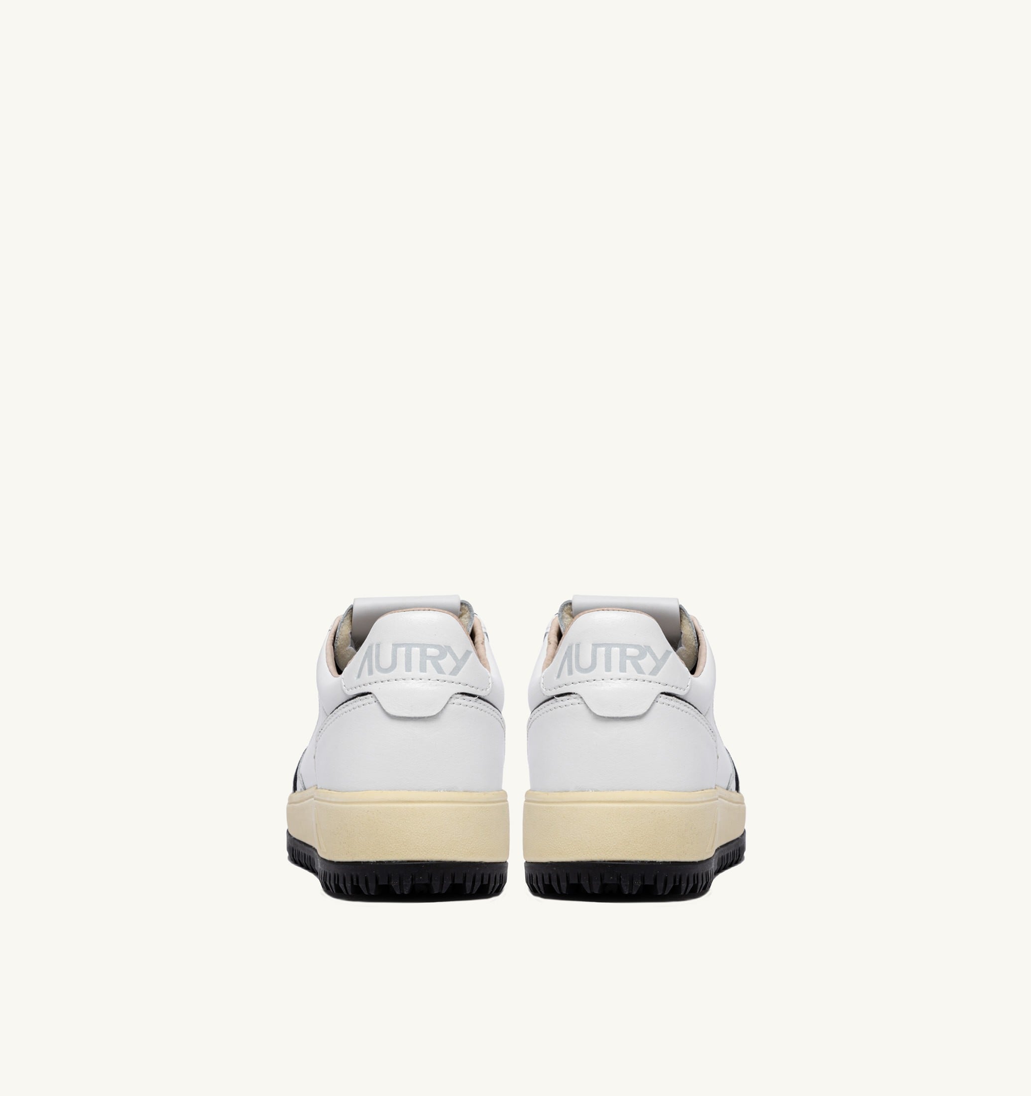 SNEAKERS GOLF LOW IN PELLE COLORE BIANCO E NERO
