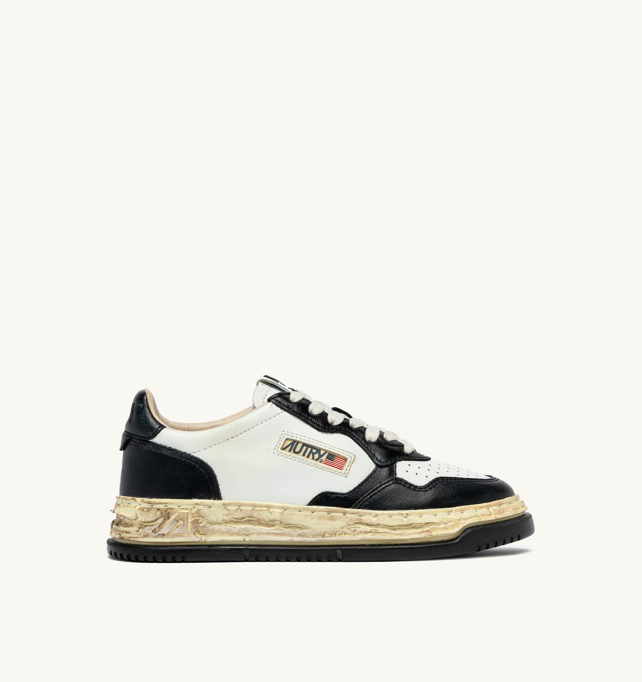 SNEAKERS MEDALIST LOW SUPER VINTAGE 'Autry x Maison MIHARA YASUHIRO General Scale.' BIANCA E NERA